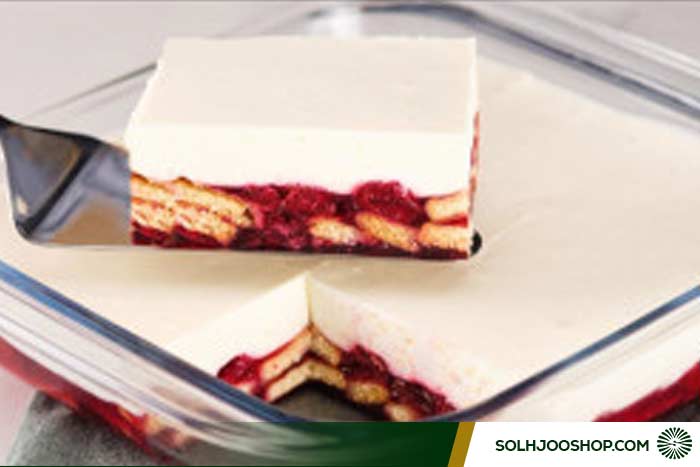 Strawberry chocolate dessert