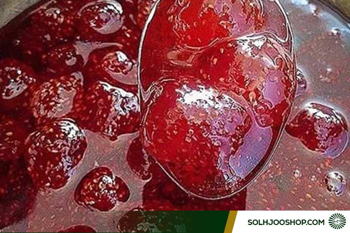 مربای توت فرنگی
