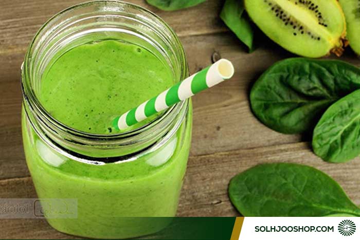 اسموتی کیوی و اسفناج