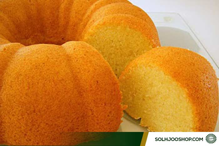 کیک هویج خانگی تهیه‌شده با مواد تازه