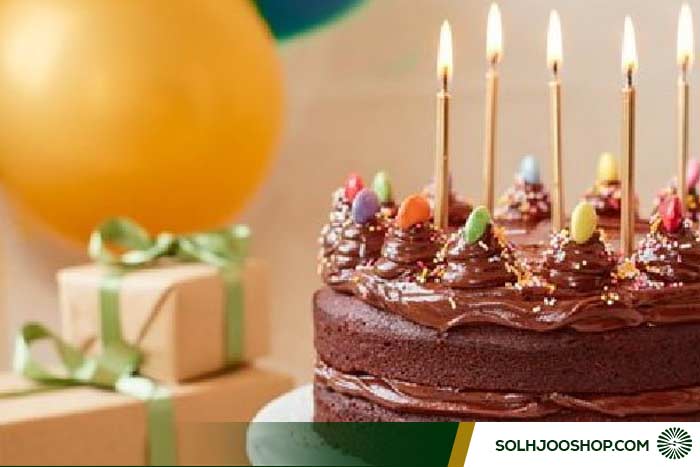 کیک تولد شکلاتی