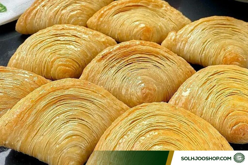 باقلوای صدفی شانه‌ای